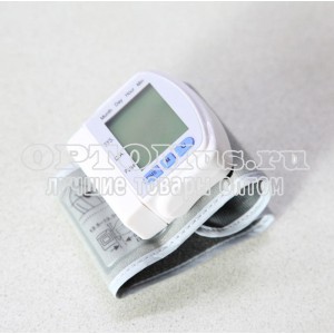 Электронный тонометр на запястье Blood pressure monitor оптом в Реутове